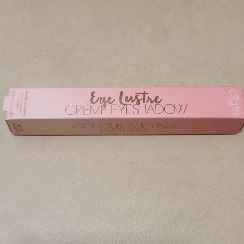 eyeshadow